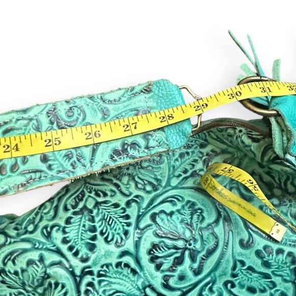 DANCING CACTUS DESIGNS Women’s Turquoise Tooled Leather Fringe Shoulder Bag - Picture 6 of 7
